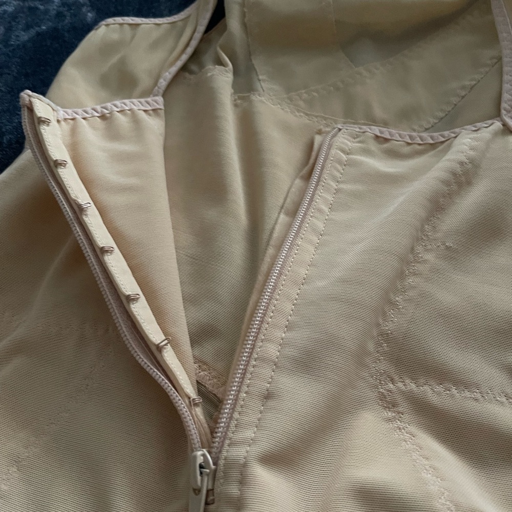Body shaper - Picture 5 of 6